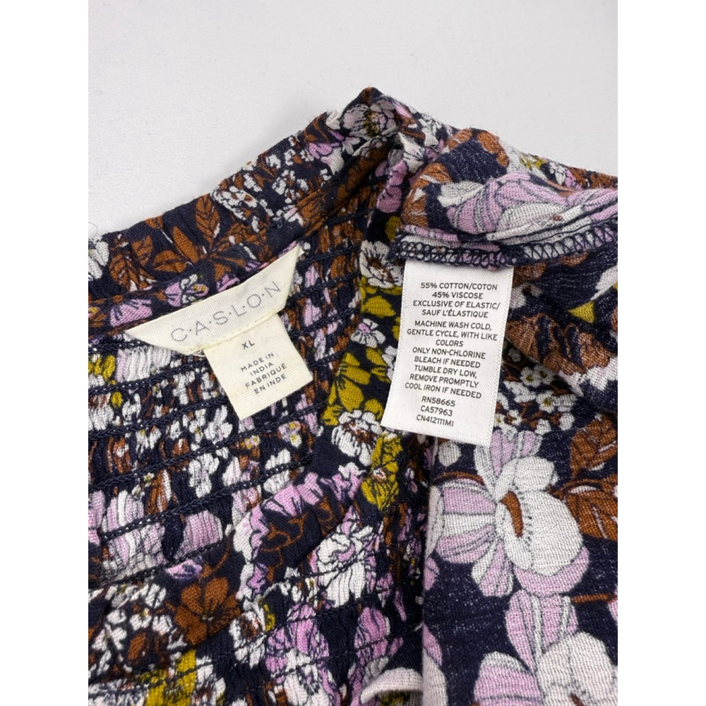 Women's Caslon Floral Cold Shoulder Smocked Top Navy/Pink Size XL - Picture 8 of 8